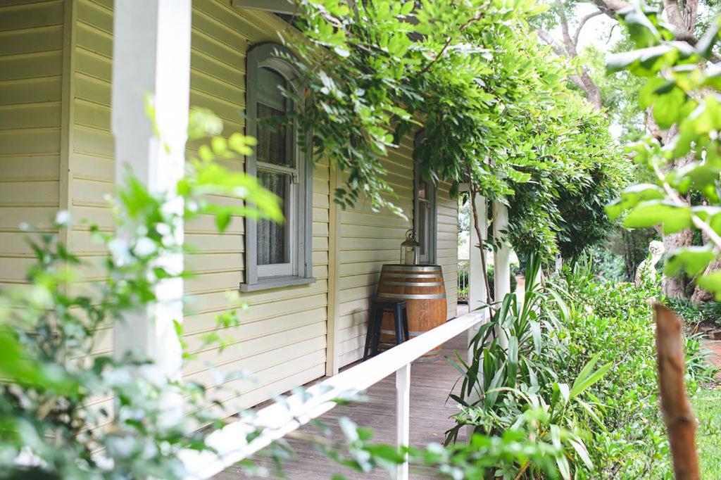 Plynlimmon-1860 Heritage Cottage Or Double Room With Orchard View Kurrajong ภายนอก รูปภาพ